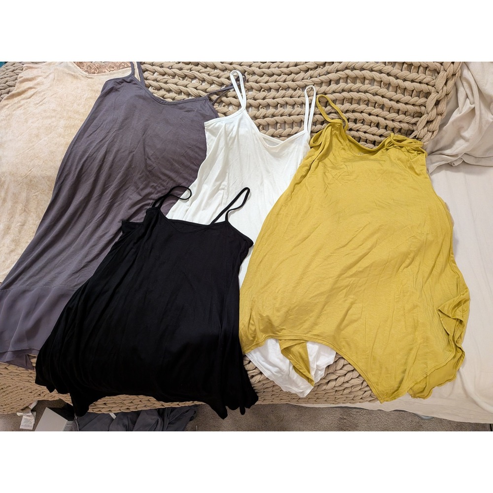 LOGO Layers by Lori Goldstein Camisole 4 pc Bundle XS XXS Black White Mustard